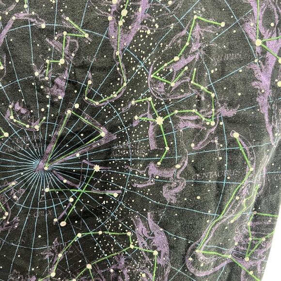 1993 Liquid Blue Hemisphere Boreal T-Shirt  Galaxy Zodiac All Over Print Size La - Picture 2 of 8